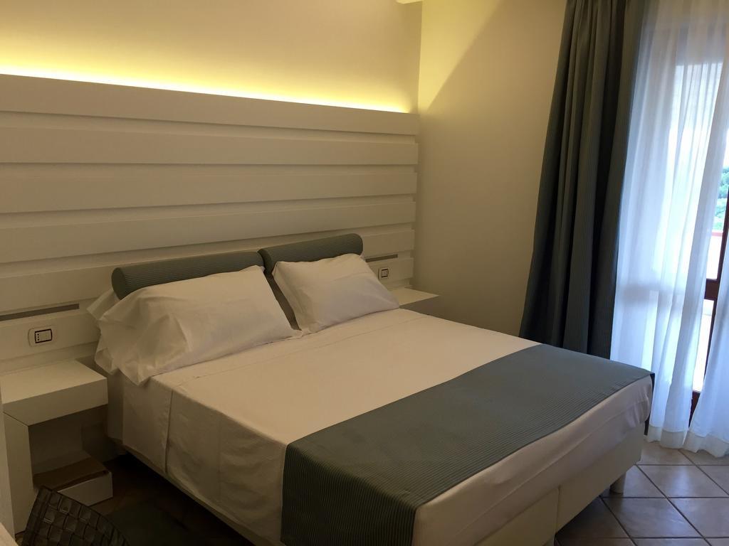 Villa Il Barone Tropea Ruang foto